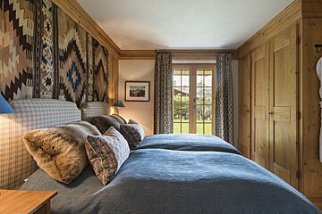 Ivouette Chalet, Verbier - Centre twin bedroom