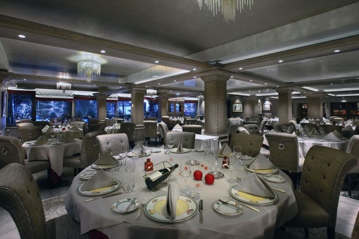 La Table du Lana Restaurant, Courchevel interior