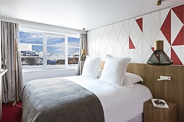 White 1921 Courchevel, Courchevel 1850 double bedroom