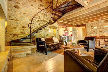 Lou Calvel Villa, Cazals