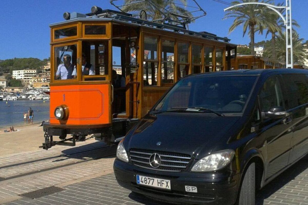 Janer Bus Airport Transfers, Mallorca