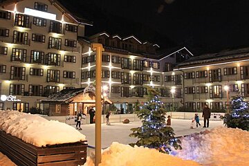 Outdoor Ice Skating in Vallorcine