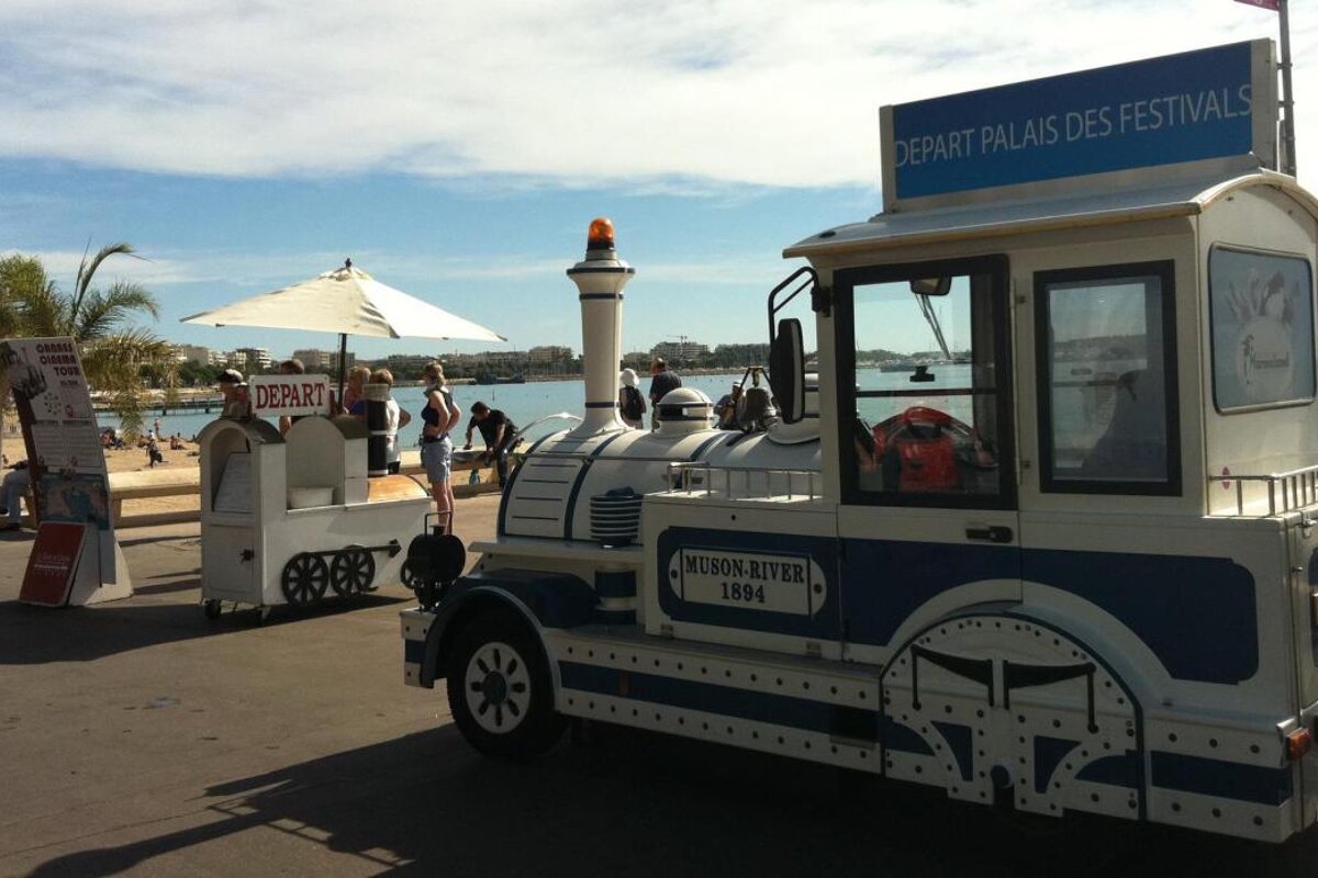 Tourist Train, Cannes