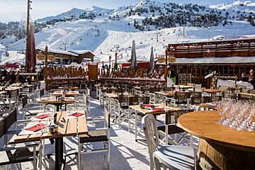 La Table du Ruitor Restaurant, Mottaret restaurant terrasse