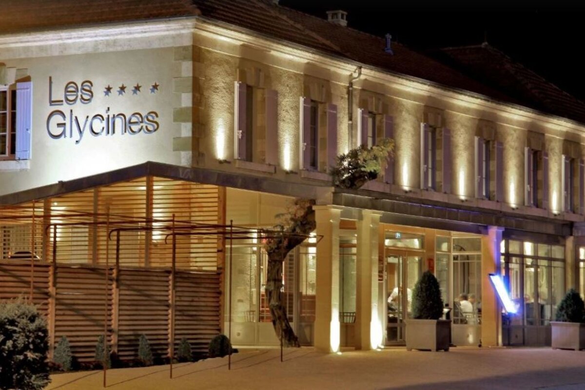 Les Glycines Hotel & Spa, Les Eyzies-de-Tayac exterior