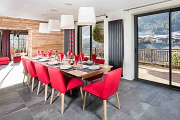 Suzanne Chalet, Morzine dining area