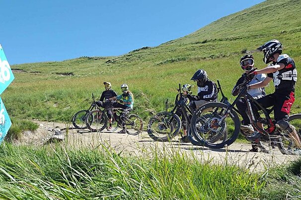 What's on in Les 2 Alpes April 2019