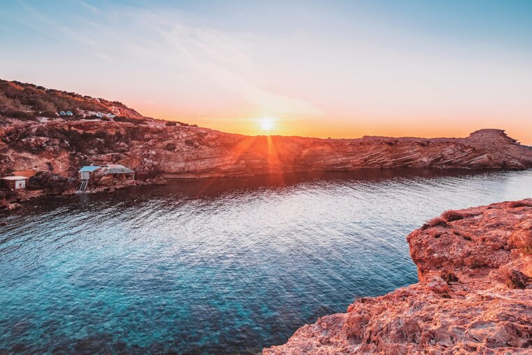 About Covid-19 in Ibiza