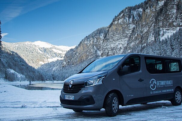 Getaway Vans In-Resort Cab, 