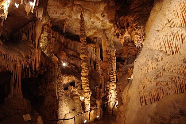 the stalagtites of the grottes de presque near saint-cere