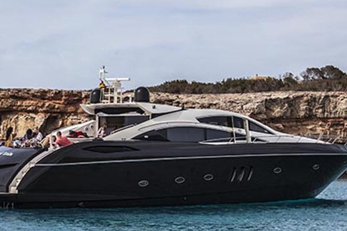 Sunseeker Predator 82 Motor Yacht, Ibiza Town exterior