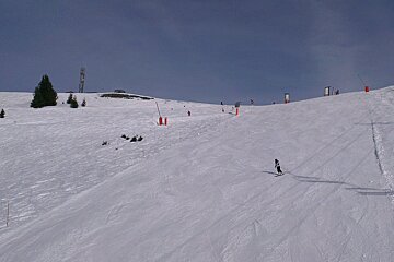 Skier in Avoriaz piste