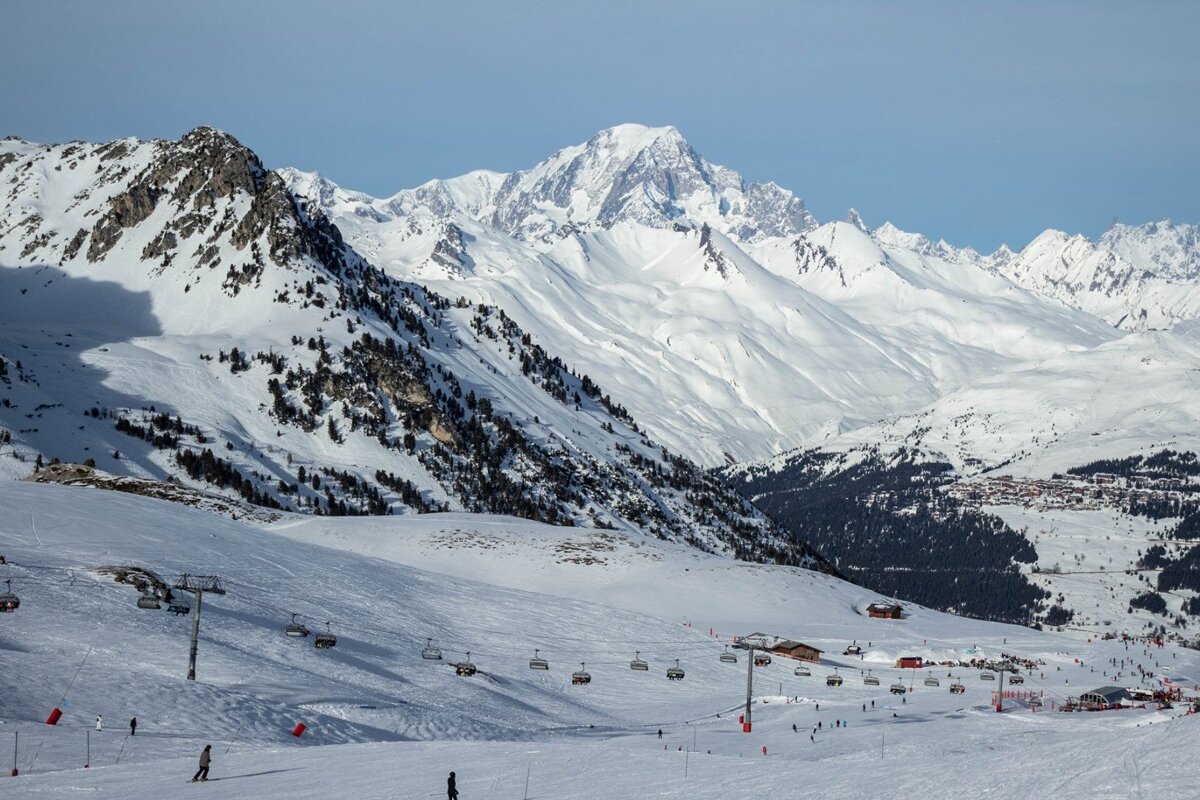 Ski pass prices in Les Arcs Save money on lift passes