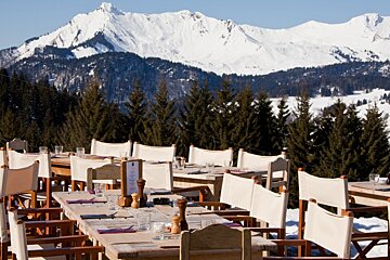 La Paika Restaurant, Les Gets exterior