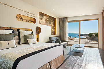 a picture of a hotel suite at Pure Salt - Port Adriano Hotel, El Toro