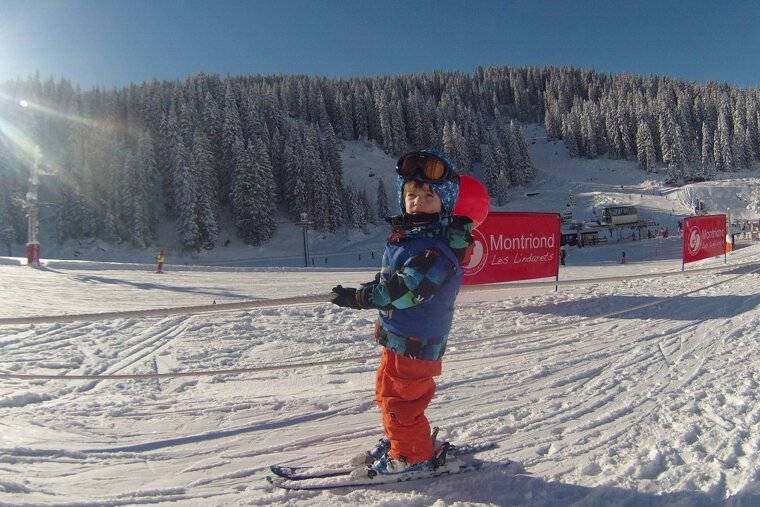 About ski & snowboard lessons in Morzine kids lessons