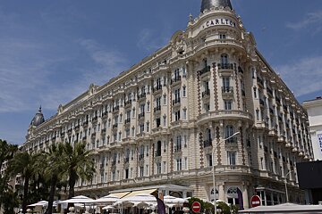 photo of a large ornamental building
