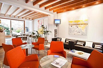 L'Hostal D'interior, Pollensa lounge room