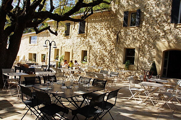 La Bastide de Venelles, Aix-en-Provence restaurant terrasse
