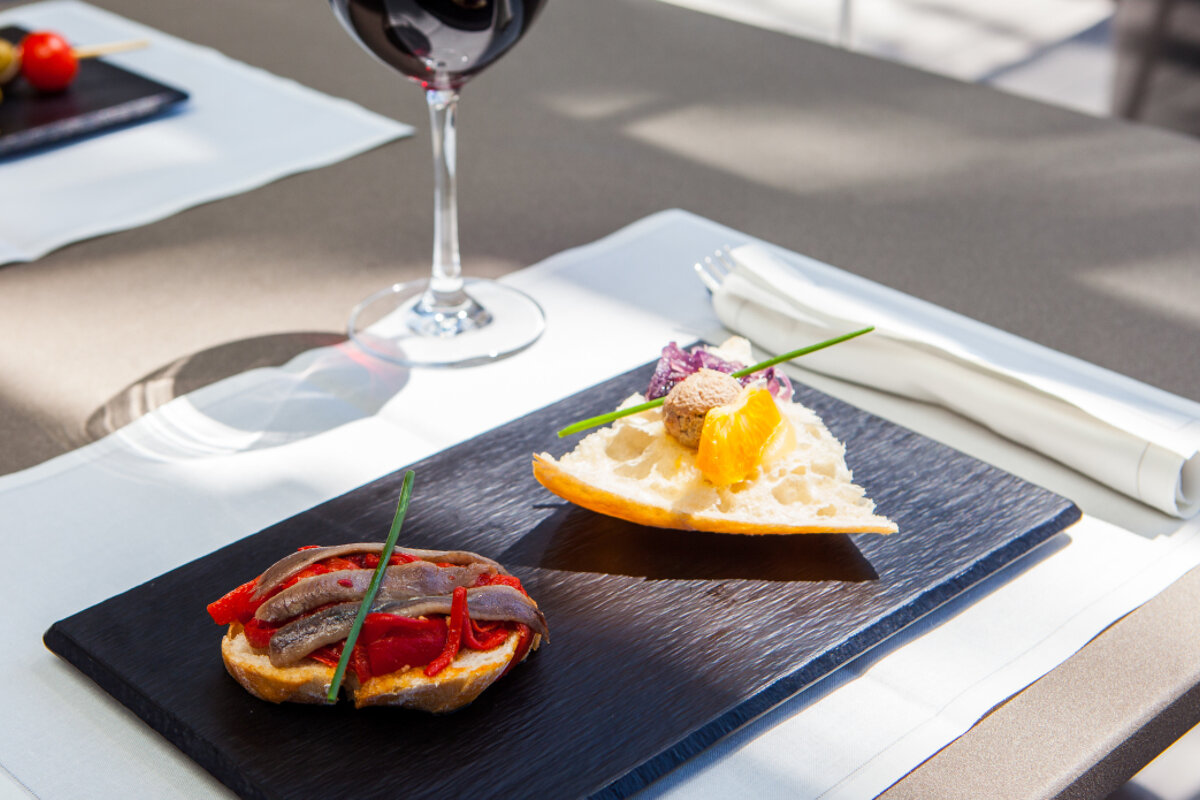 Mikel & Pintxo Restaurant, Playa de Palma - Can Pastilla style of cuisine