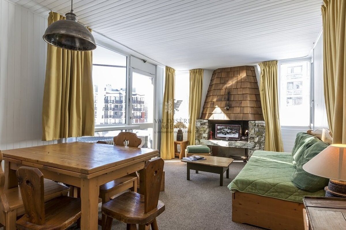 Val d'Isere Agence Estate Agent, Val d'Isere living-room