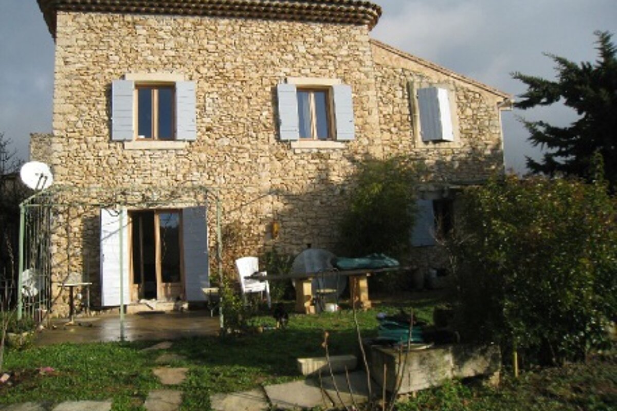 Agence Testaniere, Apt villa