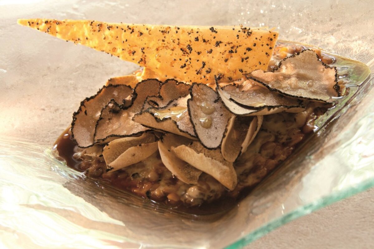 Benvengudo Restaurant, Les Baux style of cuisine