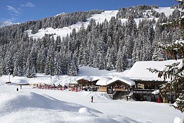 Le Chalet des Pierres Restaurant, Courchevel Valley exterior