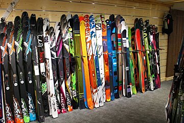 Ravanel & Co - Ski Hire, Chamonix Main Town shop interior