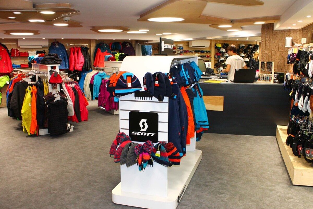 Ravanel & Co - Ski Hire, Chamonix Main Town shop interior