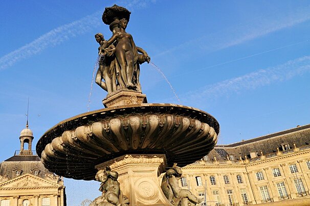 three graces fountain in place de la bourse bordeaux