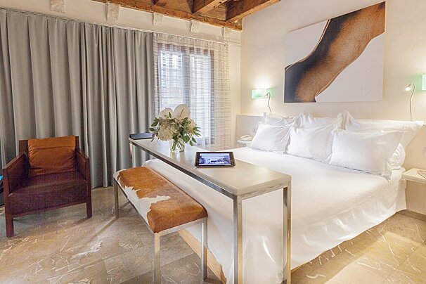 Tres Hotel, Palma de Mallorca double bedroom
