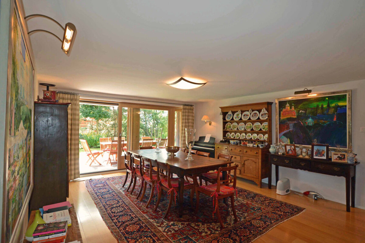 VFP Estate Agents, Verbier dining room 