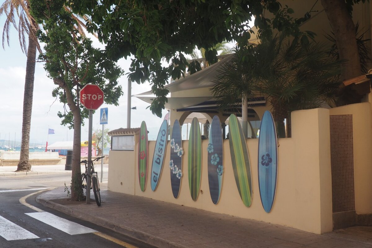 surf boards in puerto pollenca mallorca