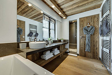Shar Pei Chalet, Val d'Isere - Centre