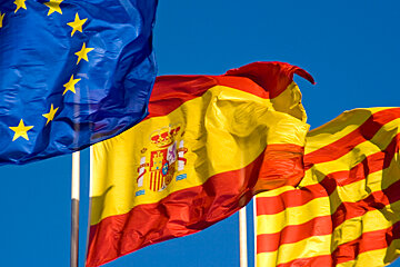 European, Spanish & Catalan flags