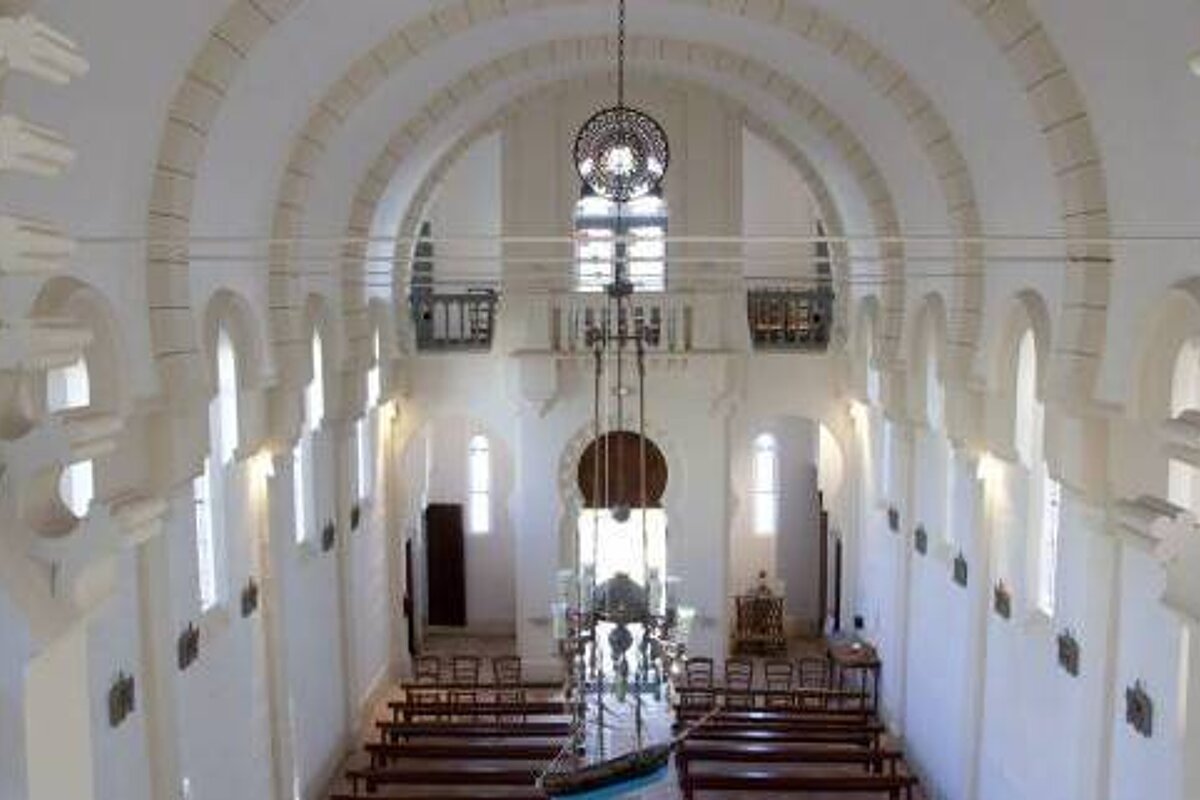 La Chapelle de la Villa Algerienne, l'Herbe