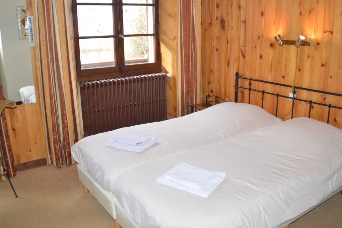 Le Genepy Hotel, Tignes - Les Brevieres double bedroom
