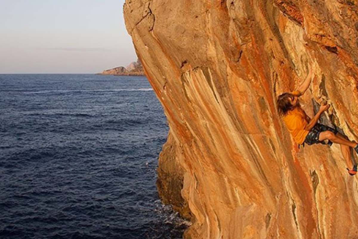 Mallorca, deep-water solo climbers dream