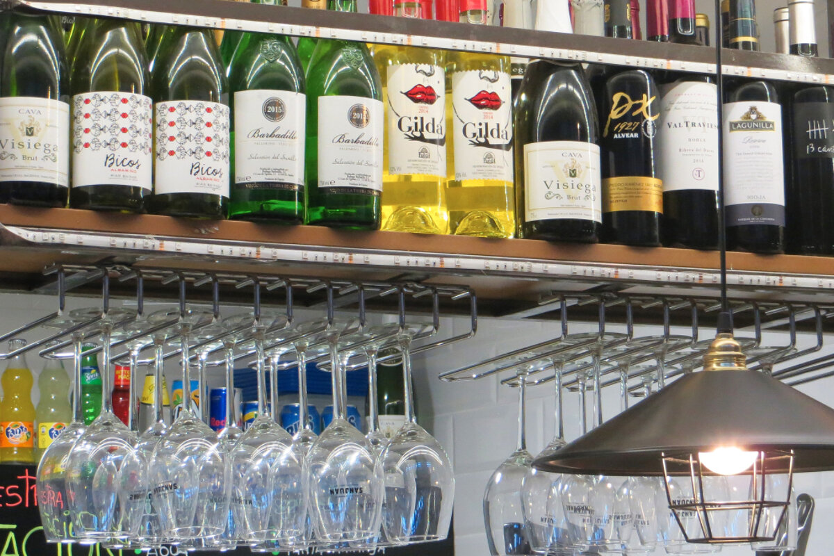 Mercado Gastronomico San Juan - mas vino, palma