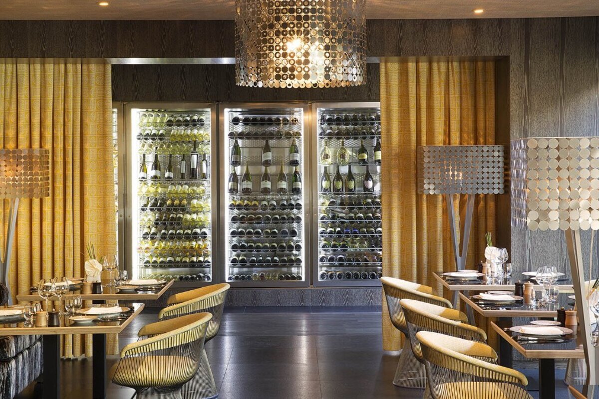 The Pationata Restaurant, Saint Tropez interior