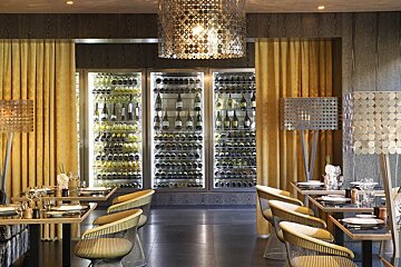 The Pationata Restaurant, Saint Tropez interior