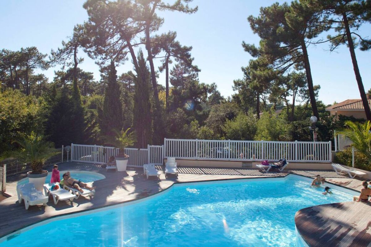 Arcachon Camping Club, Arcachon