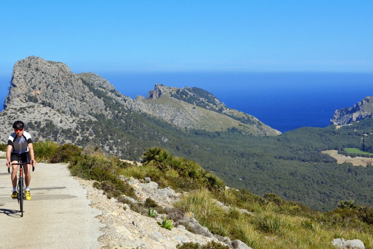 Bike Island Mallorca Road Bike Hire, Port de Pollenca