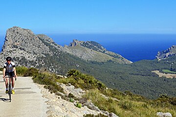Bike Island Mallorca Cycle Hire, Port de Pollenca