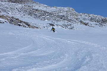 Sunny pistes in brilliant shape this week