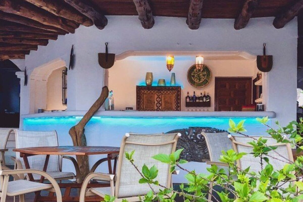 Petunia Ibiza, Cala Vadella hotel restaurant