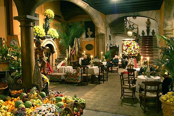 Abaco Cocktail Bar, Palma de Mallorca - La Llonja terrace