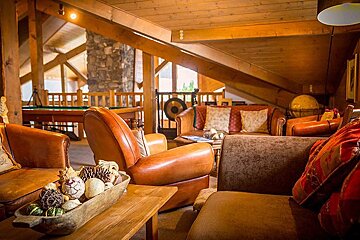 Au Coin du Feu Hotel, near Avoriaz-games room