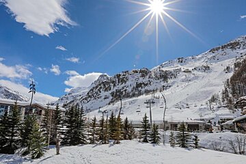 Plein Sud Apartment, Val d'Isere - Centre view